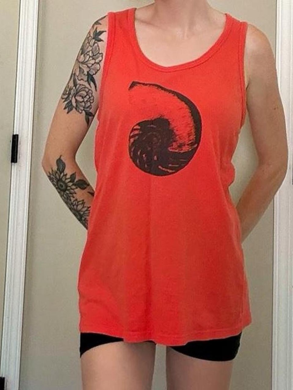 Shell Graphic Tank Top